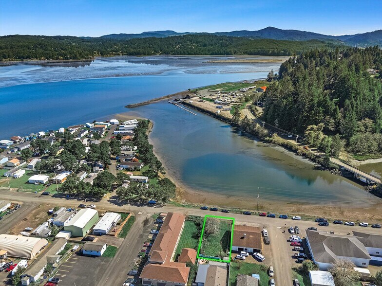 Primary Photo Of 840 NE Mill St, Waldport Land For Sale