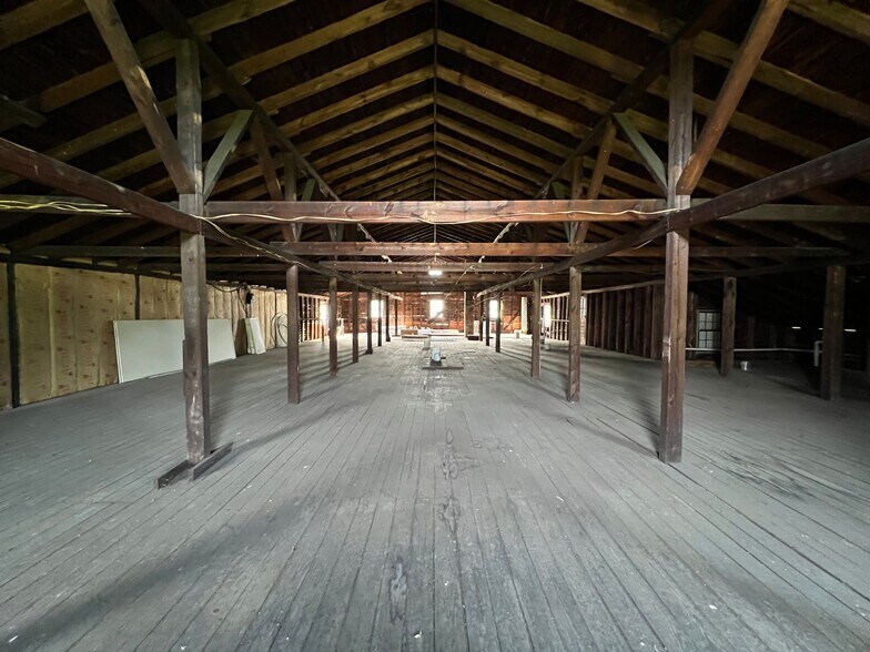 More Photos Of 13686 Richmond Tappahannock Hwy, Saint Stephens Church Research And Development For Sale