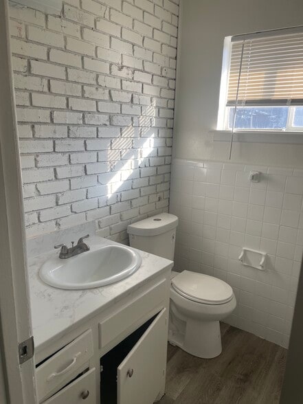 More Photos Of 1303 65th Dr, Lubbock Apartments For Sale