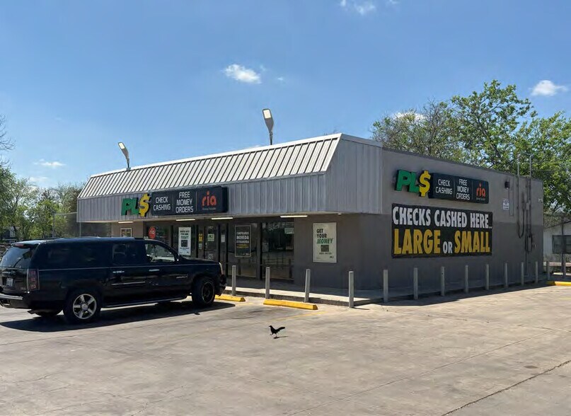 More Photos Of 1119 S WW White Rd, San Antonio Freestanding For Sale