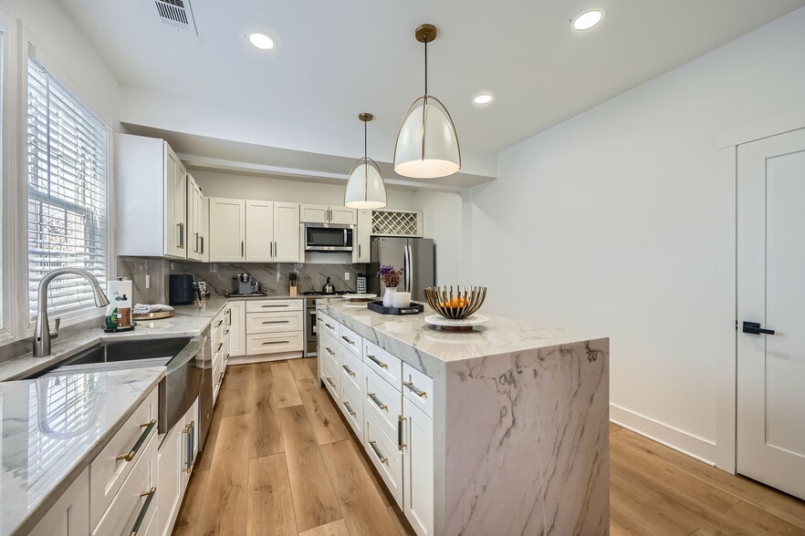 More Photos Of 568 John Wesley Dobbs Ave NE, Atlanta Apartments For Sale