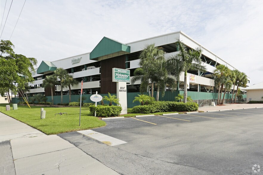 Primary Photo Of 705 E Elkcam Cir, Marco Island Marina For Lease