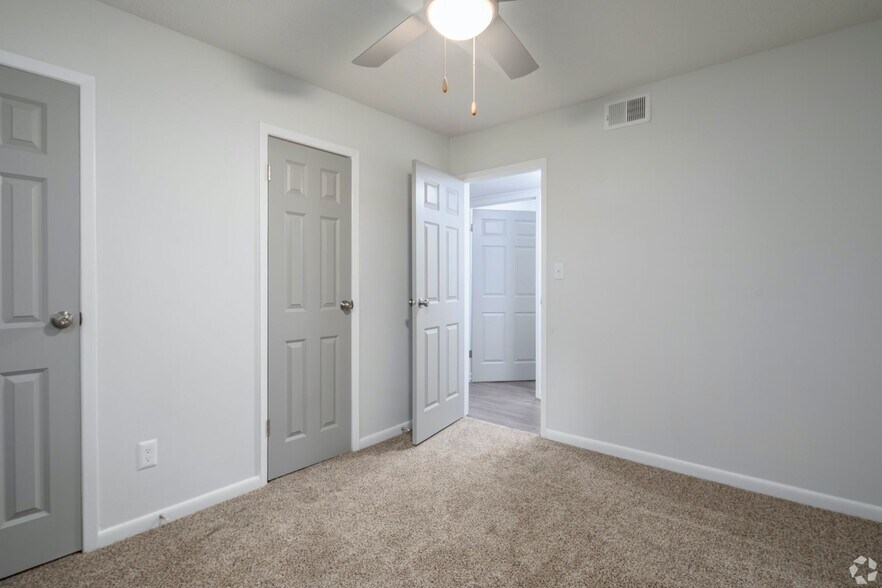More Photos Of 403 3rd St NE, Alabaster Apartments For Sale