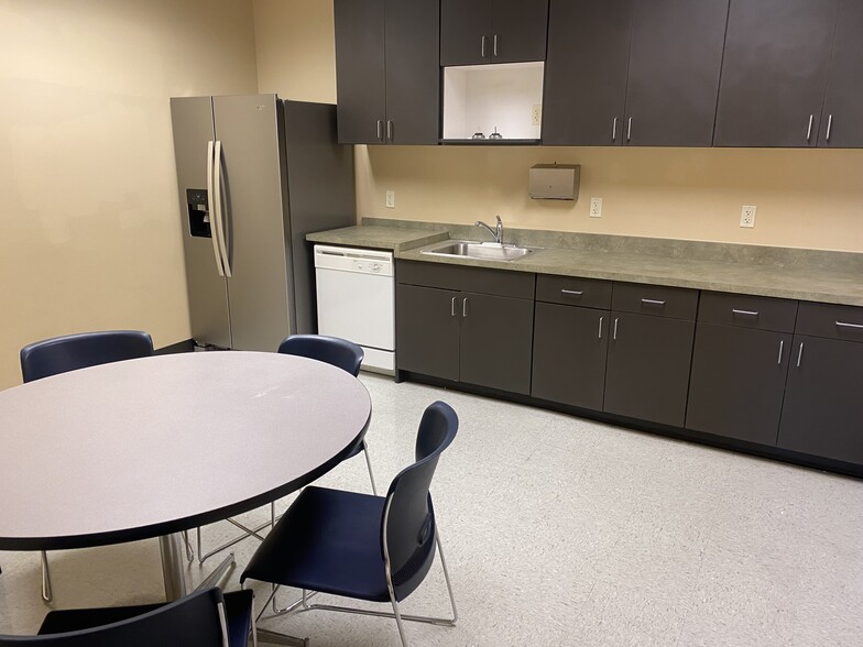 More Photos Of 1996 E 6400 S, Salt Lake City Medical For Lease