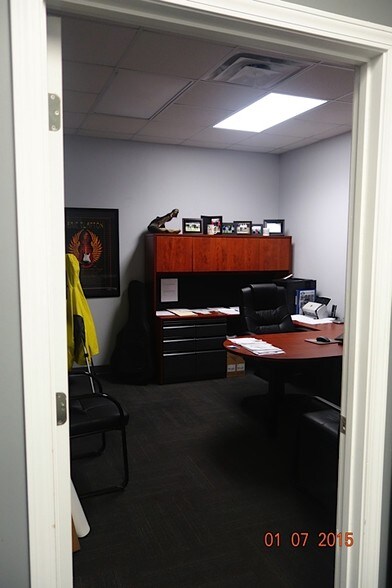 More Photos Of 289 N Price Rd, Sugar Hill Light Manufacturing For Lease