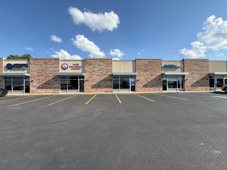Primary Photo Of 2311 Bloomfield Rd, Cape Girardeau Flex For Lease