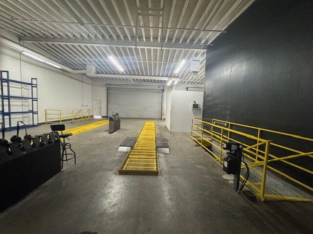 More Photos Of 4625 Wible Rd, Bakersfield Auto Dealership For Lease