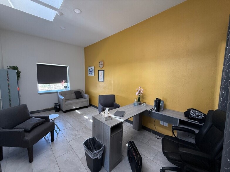 More Photos Of , El Paso Office For Sale