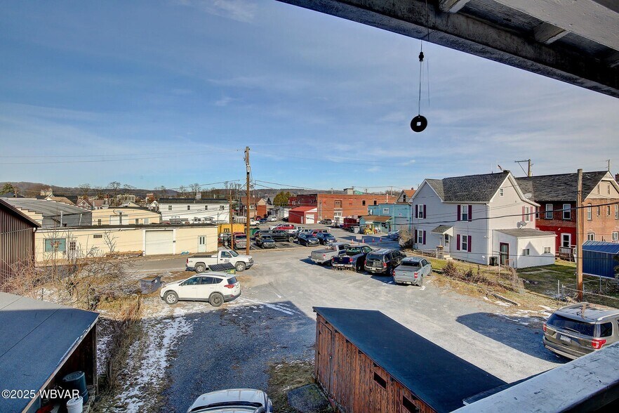 More Photos Of 32 W Southern Ave, Williamsport General Retail For Sale