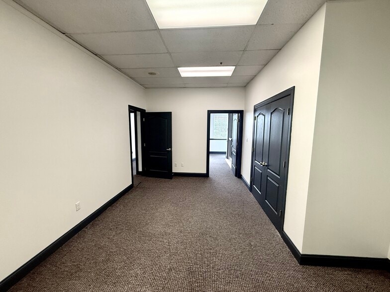 More Photos Of 1111 Van Voorhis Rd, Morgantown Medical For Lease