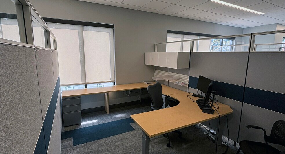 More Photos Of 11601 Lakeridge Pkwy, Ashland Medical For Lease