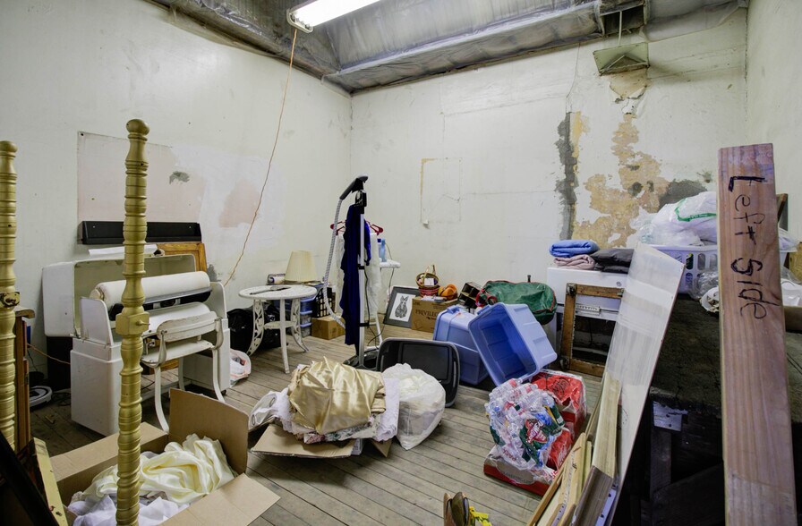 More Photos Of 155 S Miami Ave, Miami Storefront Retail Residential For Sale