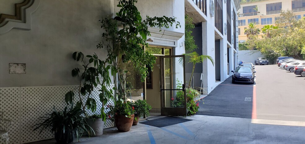 More Photos Of 2801 Camino del Rio S, San Diego Office For Lease