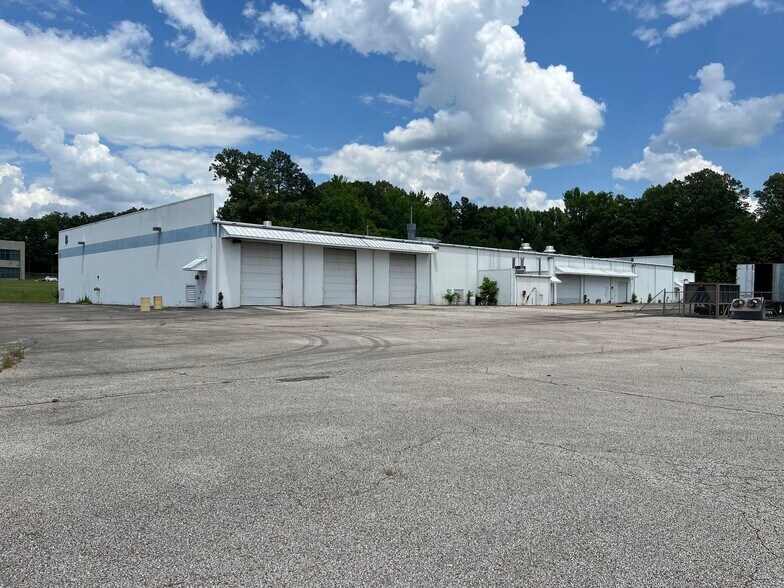 More Photos Of 2800 Grays Creek Dr., Arlington Warehouse For Lease