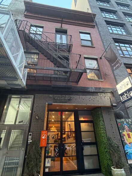 More Photos Of 525 W 29th St, New York Storefront Retail Residential For Sale