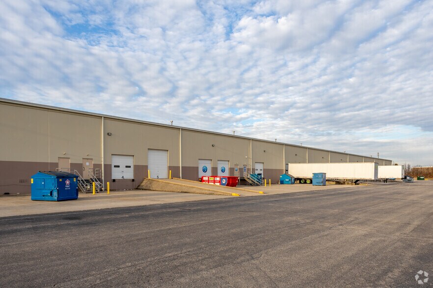 More Photos Of 1390 Donaldson Hwy, Erlanger Unknown For Lease