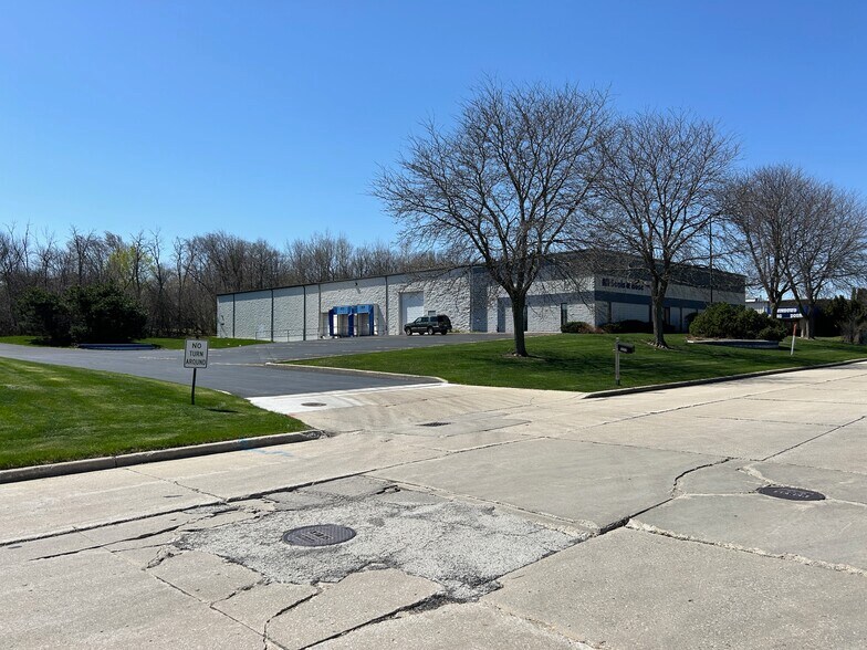 Primary Photo Of 355 W Boden St, Milwaukee Warehouse For Sale