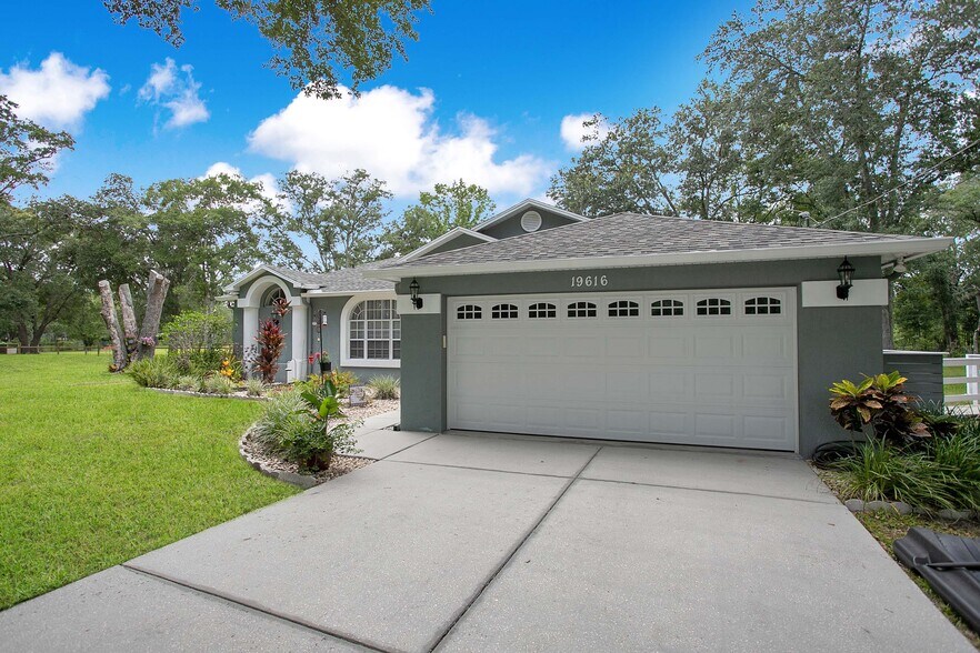 More Photos Of 19616 Livingston Ave, Lutz Land For Sale