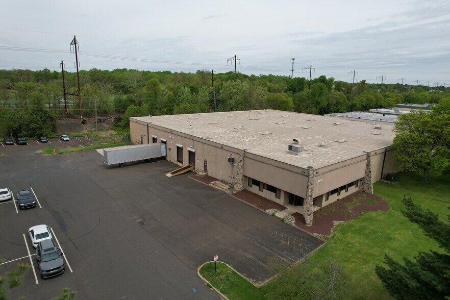 More Photos Of 3366 Marshall Ln, Bensalem Warehouse For Lease