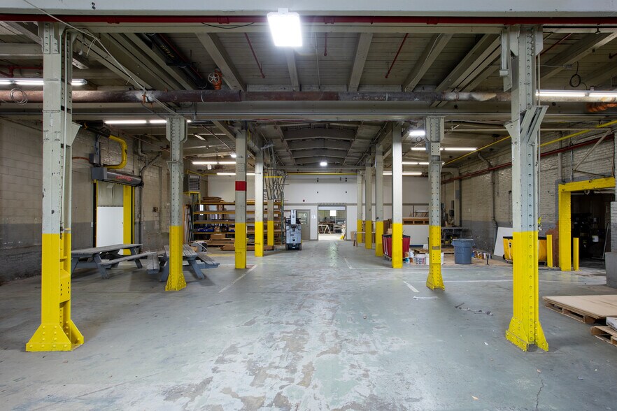 More Photos Of 125 Pecks Rd, Pittsfield Warehouse For Sale
