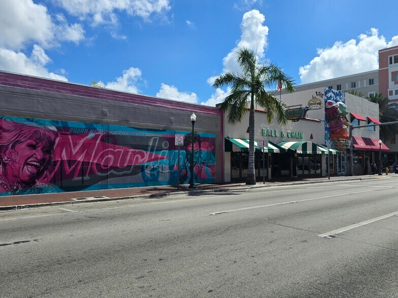 More Photos Of 1521 SW 8th St, Miami Storefront For Lease