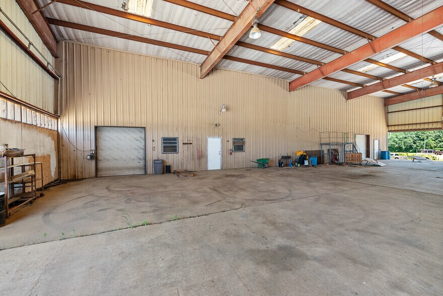 More Photos Of 17905 US Highway 69 N, Lindale Refrigeration Cold Storage For Sale