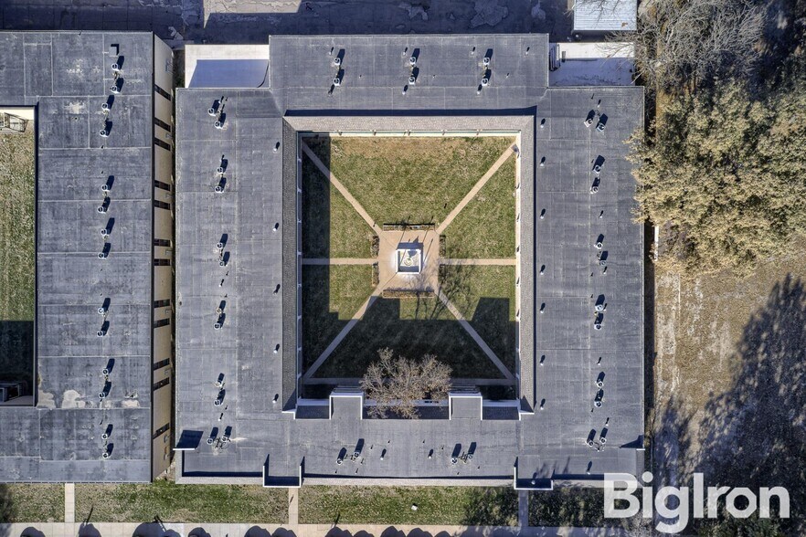 More Photos Of 633 E 10th St, York Apartments For Sale