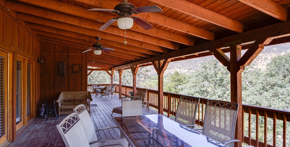 More Photos Of 13745 Sierra Way, Kernville Hotel For Sale