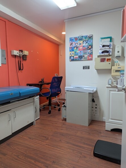 More Photos Of 11 E 86th St, New York Apartments For Sale