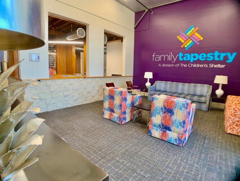 More Photos Of 612 Nogalitos St, San Antonio Flex For Sale