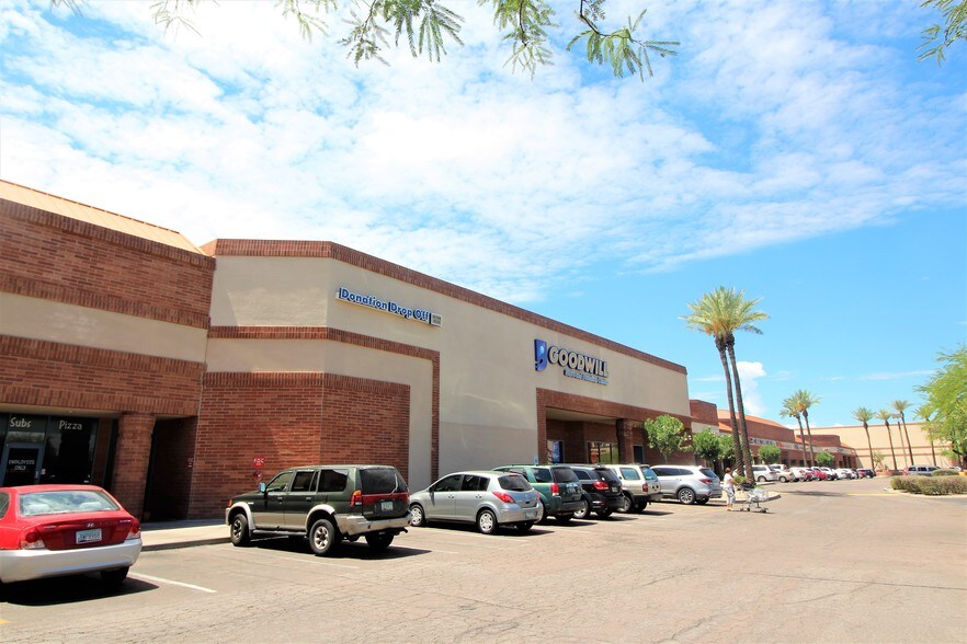 More Photos Of 725 W Warner Rd, Tempe Unknown For Lease
