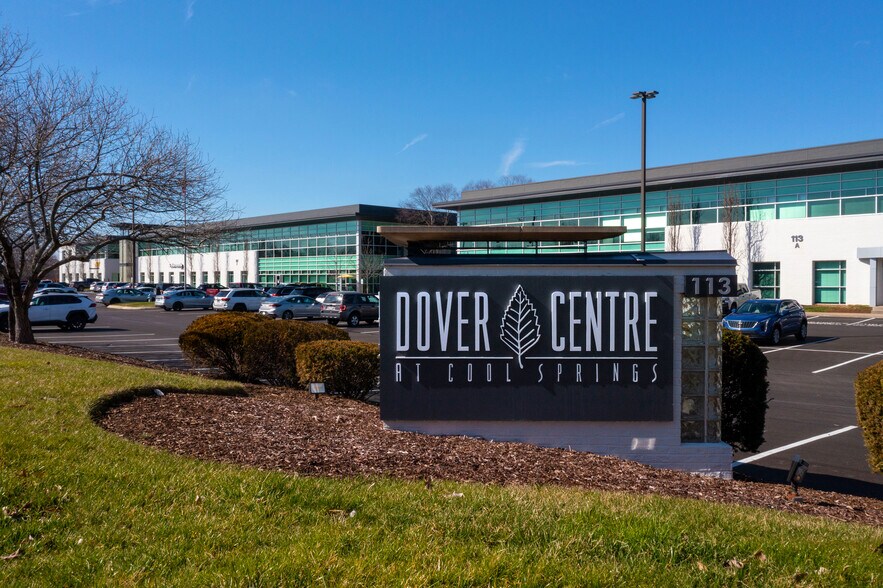 More Photos Of 113-117 Seaboard Ln, Franklin Office For Lease