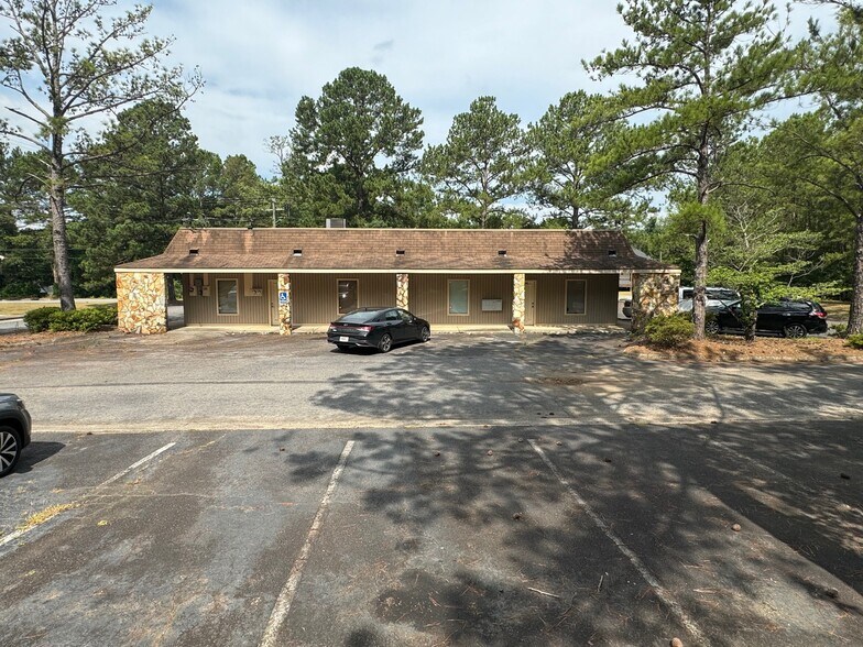 More Photos Of 106 Olympia Dr, Warner Robins Medical For Sale