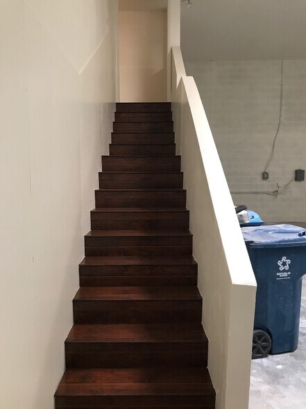 More Photos Of 5440 Tolentino Dr, Las Vegas Light Manufacturing For Lease