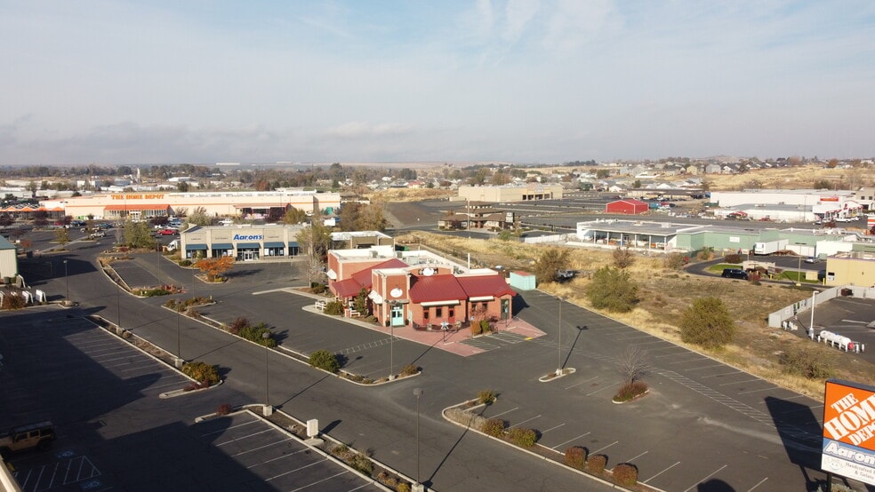 Primary Photo Of 1619 N 1st St, Hermiston Restaurant For Lease