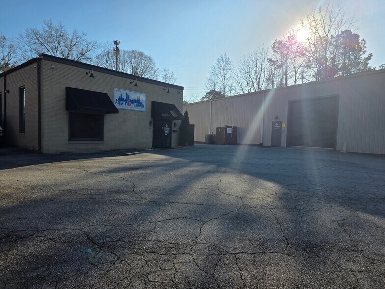 More Photos Of 138 Moose Loop Rd, Canton Warehouse For Lease