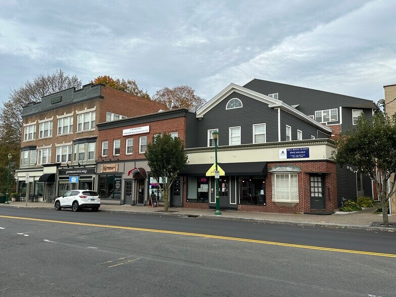 More Photos Of 35 N Main St, Southington Medical For Lease