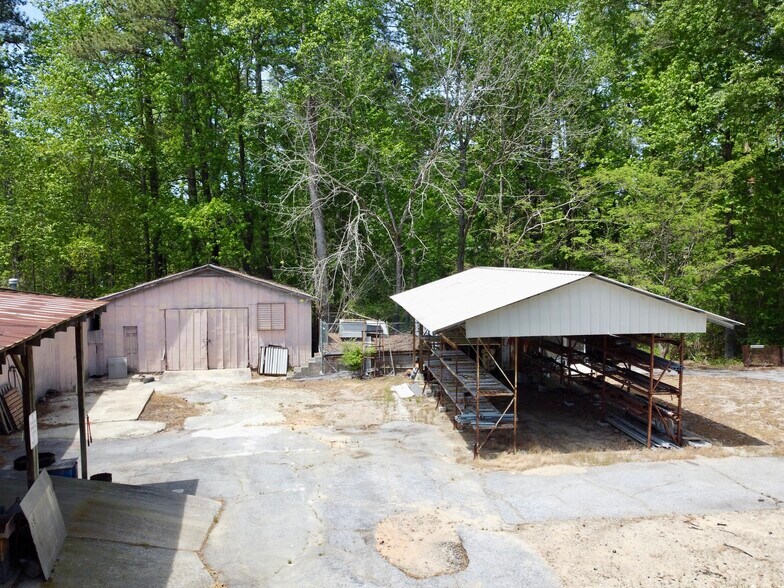 More Photos Of 3560 NW Highway 20, Conyers General Retail For Sale