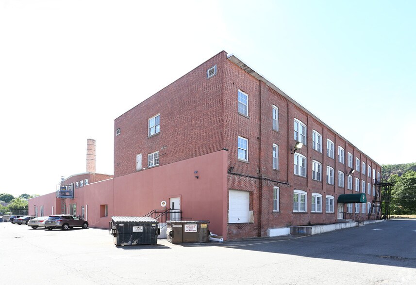 More Photos Of 446A Blake St, New Haven Office For Sale