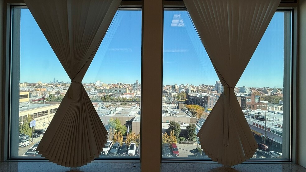 More Photos Of 6402 8th Ave, Brooklyn Office For Lease