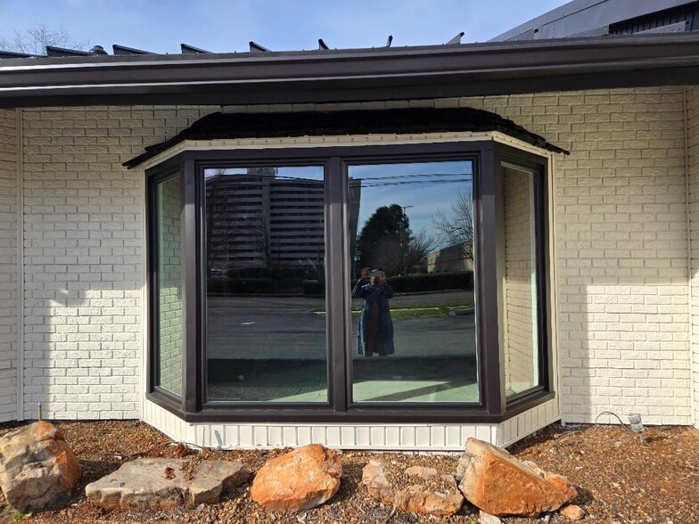 More Photos Of 2020 Country Club Ave NW, Huntsville Restaurant For Sale