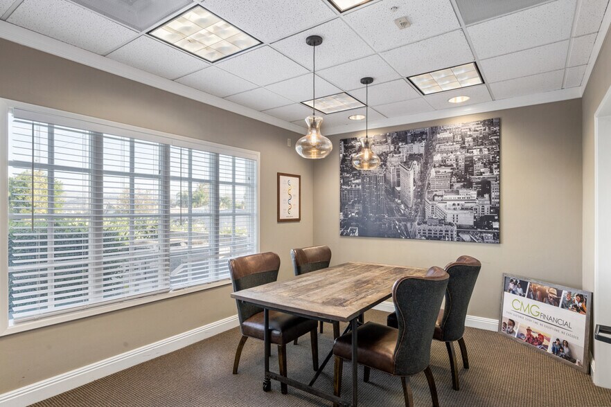 More Photos Of 5481 E Santa Ana Canyon Rd, Anaheim Hills Loft Creative Space For Lease
