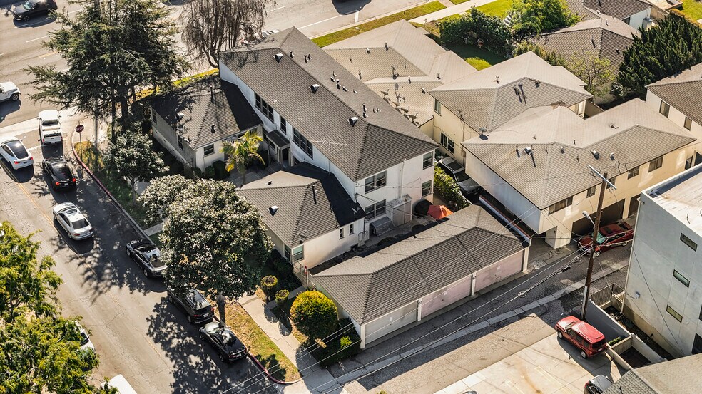 More Photos Of 5202 Knowlton St, Los Angeles Apartments For Sale
