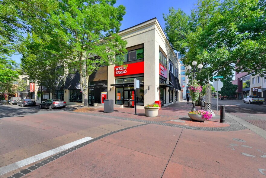 More Photos Of 45 W Broadway, Eugene Storefront Retail Residential For Lease