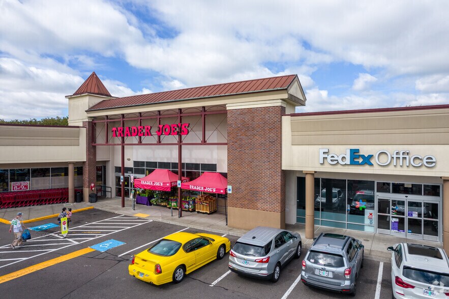 More Photos Of 2021 NW 185th Ave, Hillsboro General Retail For Lease