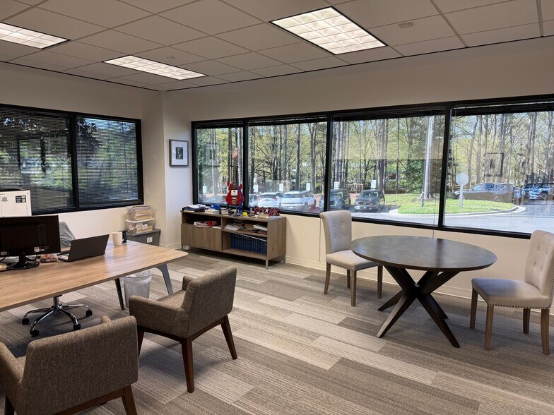 More Photos Of 500 Corporate Pky, Birmingham Office For Lease