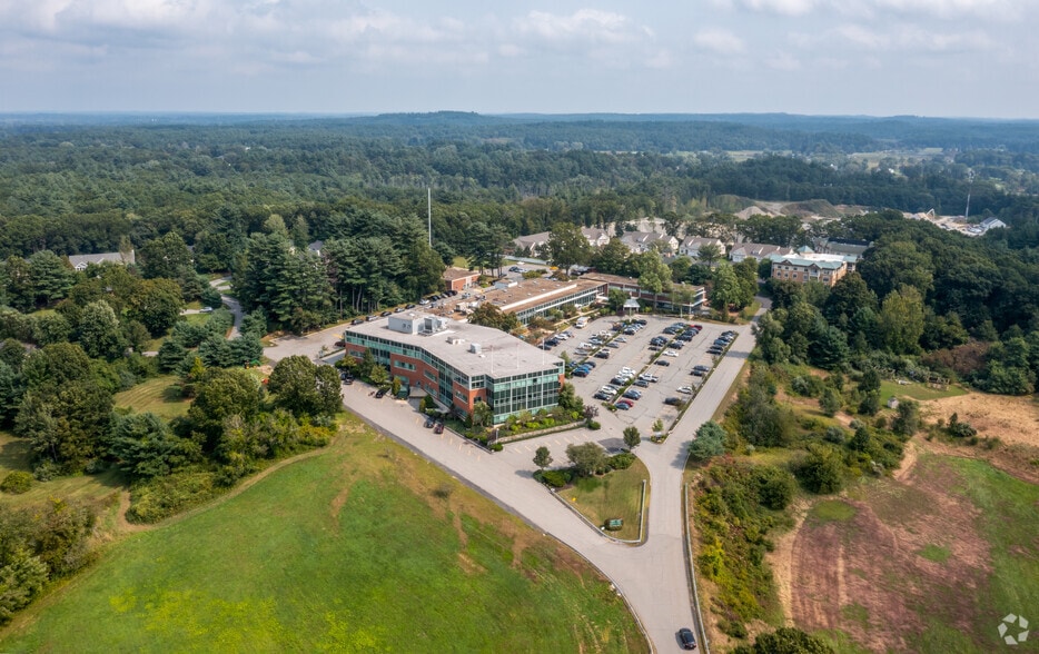 More Photos Of 144 North Rd, Sudbury Office Residential For Lease