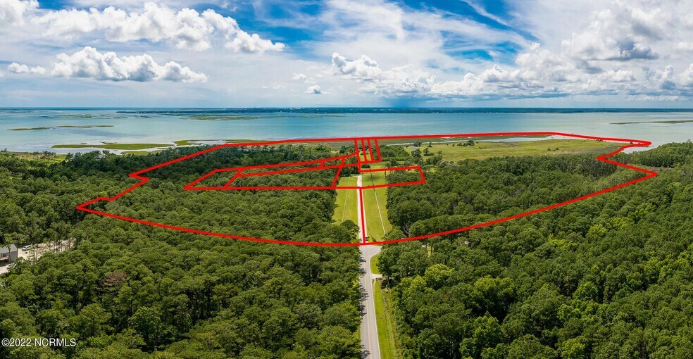 More Photos Of 220 Blue Berry Kennel, Beaufort Land For Sale