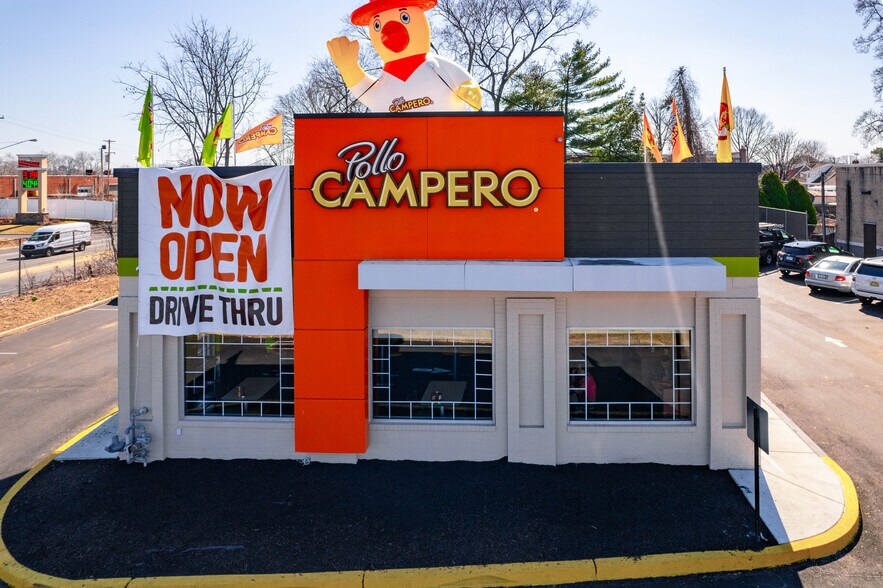 More Photos Of 9025 Frankford Ave, Philadelphia Restaurant For Sale