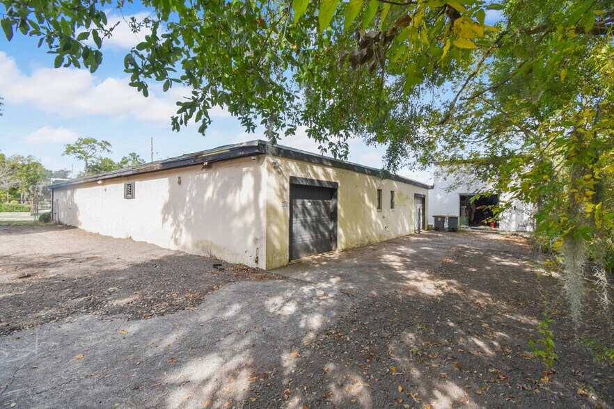 More Photos Of 3429 N Liberty St, Jacksonville Light Distribution For Lease